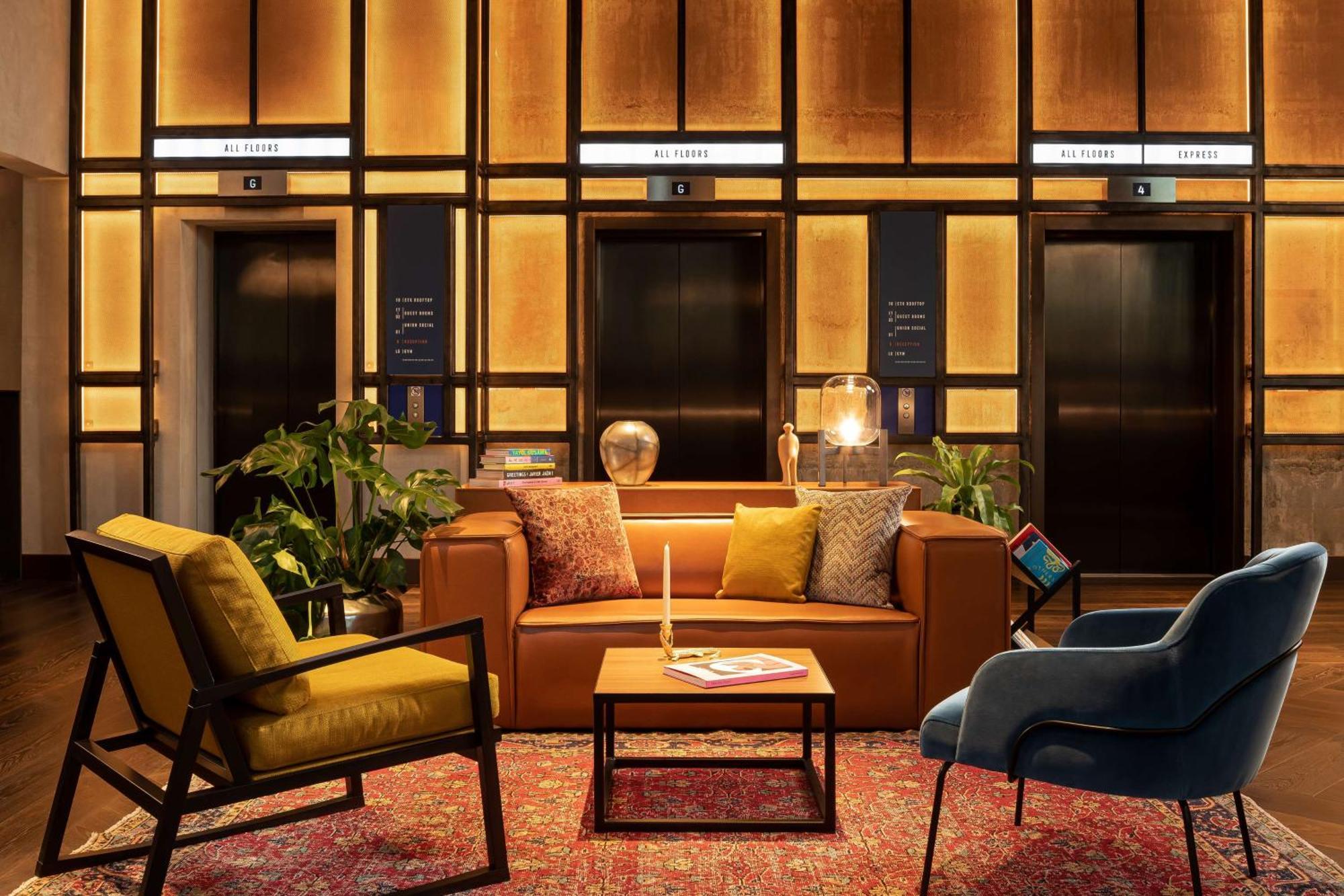 Hotel The Gantry London, Curio Collection By Hilton Exteriér fotografie